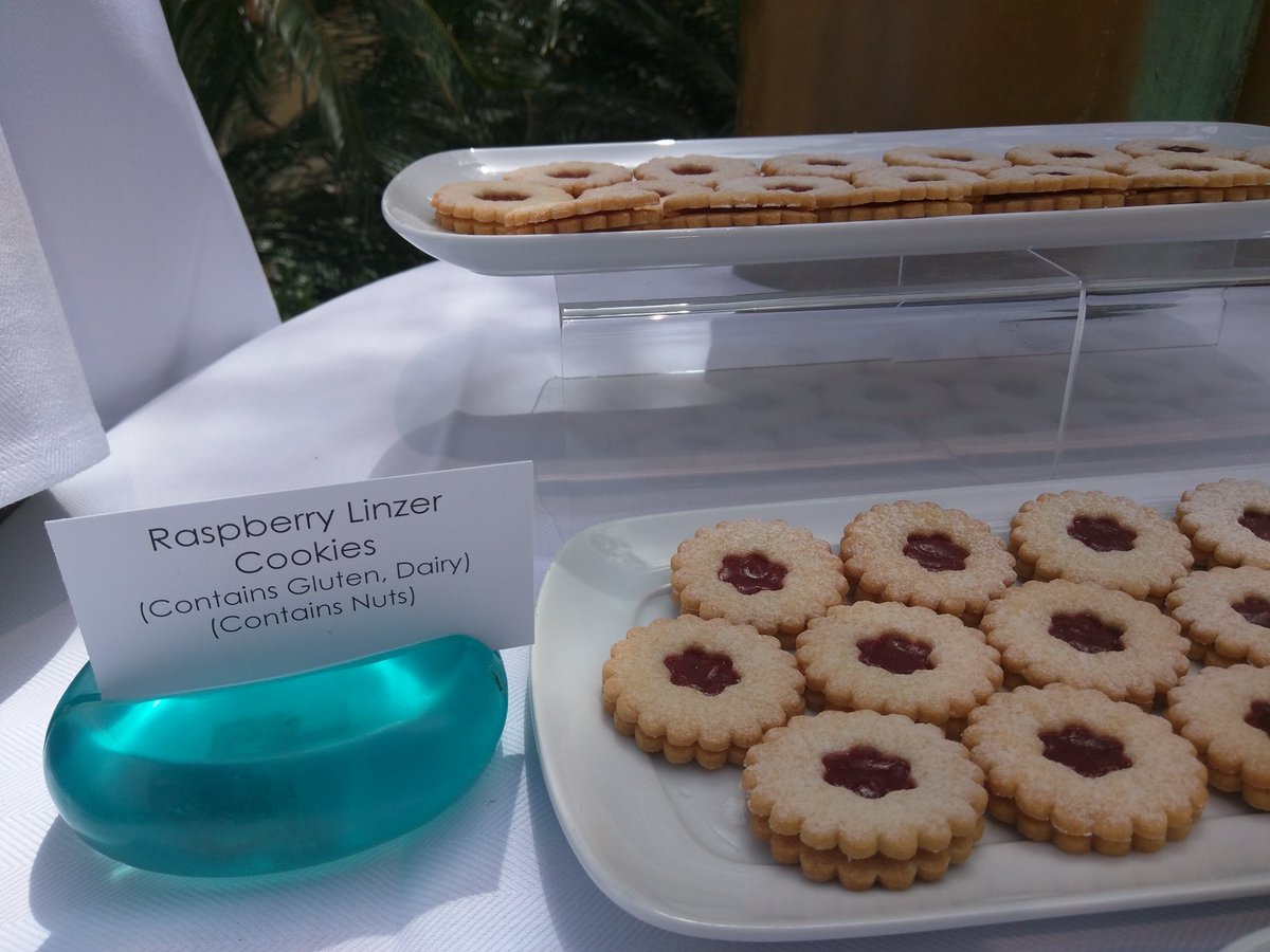 rescueAnn: Check out the Linzer Cookies. Linz is where our @ebiz_architects office is :-) #MagentoImagine https://t.co/969BDJzO3o