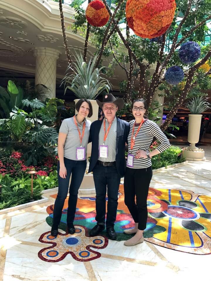 SheroDesigns: #TeamShero wrapping up our last day in Vegas!  #MagentoImagine https://t.co/vK5T7FZFgX