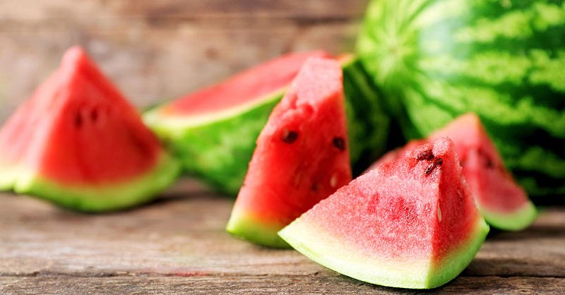 Foods with High Water Content That Keep You Hydrated While You Eat https://t.co/paaEMc3nG5 https://t.co/p0mQBUzfHZ