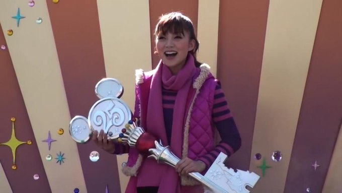 みわから聞いて知ったけど、マーガレットがまさかみもりんだとは…わたし最前でくっそ見とったわ…ドリカン…(´;ω;`)♡み みわから聞いて知ったけど、マーガレットがまさかみもりんだとは…わたし最前でくっそ見とったわ…ドリカン…(´;ω;`)♡み