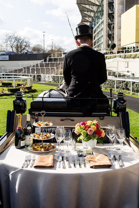 RT @BollingerUK: Win a horse-drawn Michelin-starred dining experience with @Ascot & @BollingerUK! https://t.co/dkMjdWof9Y #Giddyup http://t… Michelin from twitter @CelebStylist