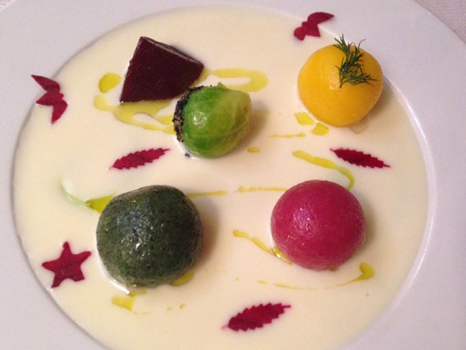 Best #Vegetarian Restaurants in Milan from budget to Michelin stars http://t.co/h00wtc4VKt
@wonderfulexpoen #travel http://t.co/EBEaBPwgFH Michelin from twitter @MargheNick