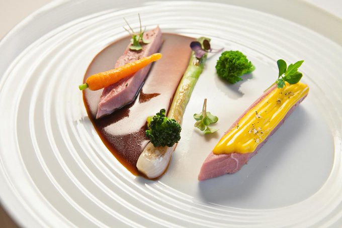 #LMCuisine The Michelin Star Gourmet is coming! Learn more: http://t.co/4W9wTirZXE http://t.co/PIVFQ07ytV Michelin from twitter @royalmeridiensh