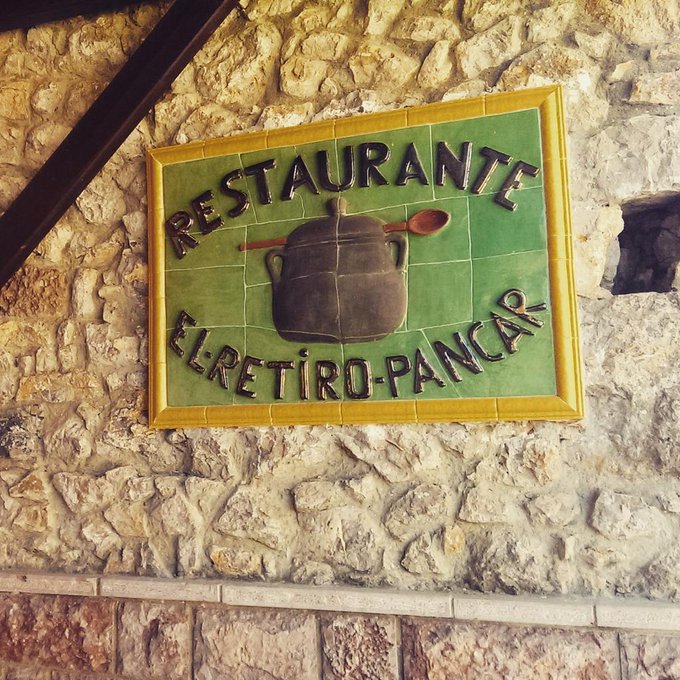 Magnífica comida ayer. Recomendamos visitar El Retiro de @ricardosotres1 en Pancar .Merecidísima estrella Michelín. http://t.co/djlPy15Uzf Michelin from twitter @rtelasredes