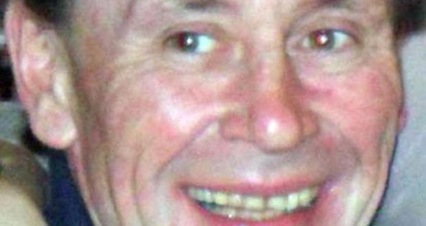 Norway muslims form human shield around synagogue - scoopnest.