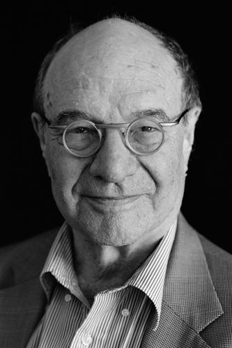 Meet the Laureates of #LiNo15: @NobelPrize Winner Walter Gilbert http://t.co/jyhb0iyj3D Photo P.Badge @Harvard http://t.co/X7D1X7MTog