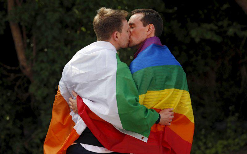 RT @thedailybeast: Ireland says 'yes' to marriage equality in a historic moment today. #MarRef http://t.co/gVJKG5nzgu http://t.co/FTJIYmw4xE