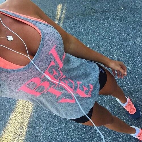 RT @xristmichop: Running time !! Thank u @JLo for being my motivation to #BeTheGirl of my dreams !! #GreekLife #ThankYouJLO http://t.co/zGT…