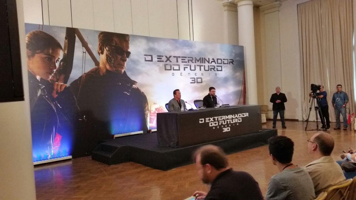 RT @ParamountMexico: Estamos con @Schwarzenegger en Río de Janeiro a punto de comenzar la conferencia de prensa de #TerminatorGénesis http:…