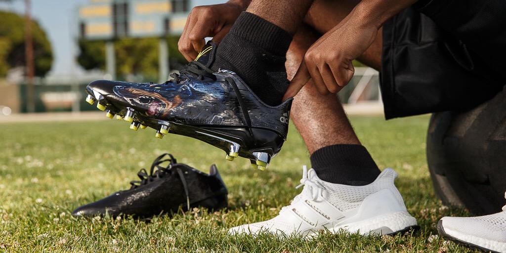 RT @adidasFballUS: Put on the cleat. Embrace the attitude.

Cop the #SnoopCleat now: http://t.co/4j1H5blUIY

@SnoopDogg #teamadidas http://…