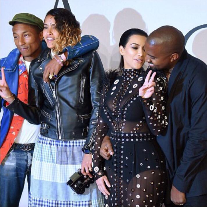 S/o to Pharrell & Helen! After the awards the feathers of my dress caught on fire & they jumped on me to get it out ???? http://t.co/nLyXXqXfal