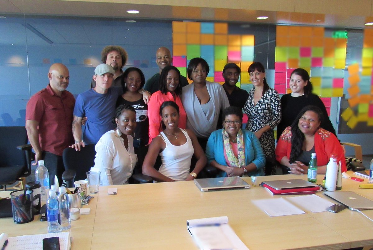 RT @EmpireWriters: Hey, @KELLYROWLAND! Thank you for spending some time with the #Empire writers! http://t.co/9bRLzFLS0V
