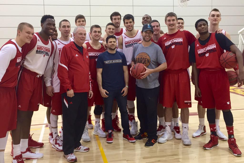 RT @BadgerMBB: Good luck with opening weekend, @jerrycferrara & @mrdougellin. #EntourageMovie http://t.co/wn4T2uaeHj