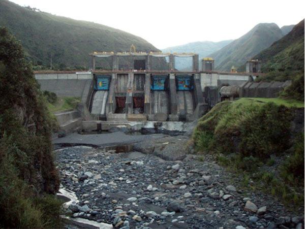 RT @AmazonWatch: Proposed Andean headwater dams an ecological calamity for Amazon Basin http://t.co/30O1maKPtt http://t.co/llkf6ugJON