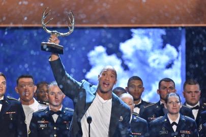 Tune in now.. Thank you @spike, the fans, my hero Clint Eastwood and most of all.. our troops. #HeroAward #GuysChoice http://t.co/DCiuaGSvkN