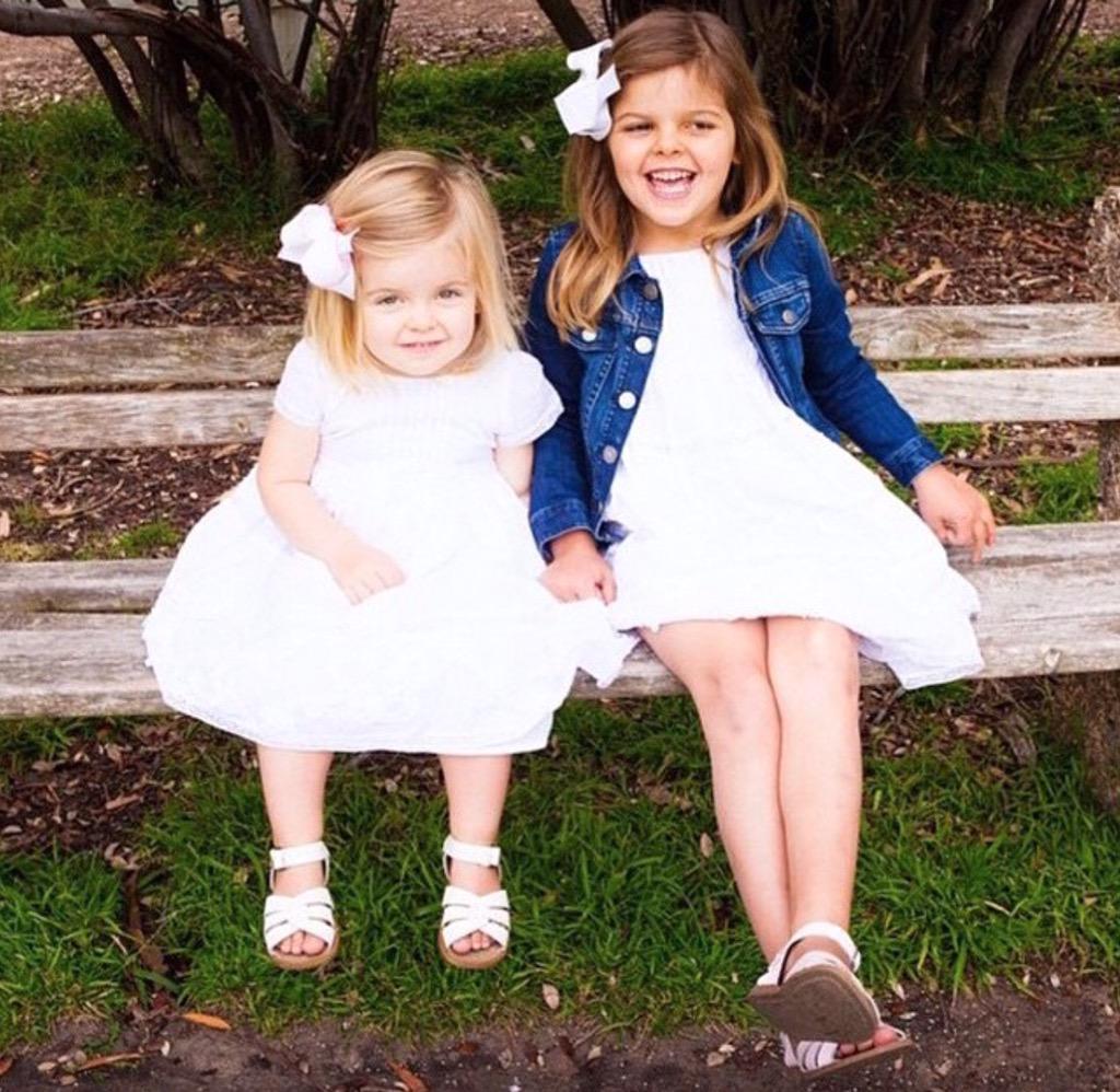 Let's #CureBatten together! Please join me in donating to @curebatten every $ helps kids live: http://t.co/hwWnAhFOaR http://t.co/ZtmpWXYjhh