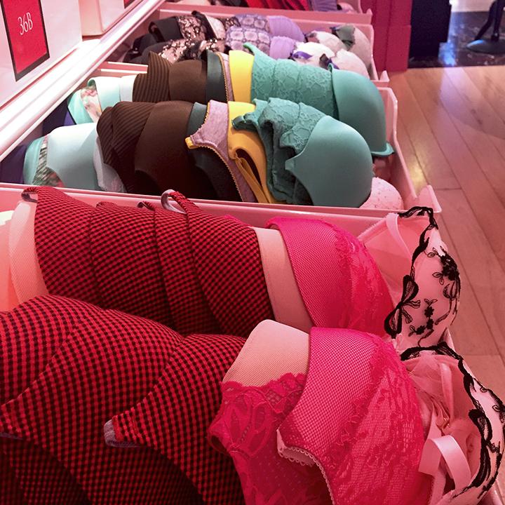 A girl deserves options. #VSSemiAnnualSale #JustCantGetEnough http://t.co/tTHBKSiWjQ http://t.co/rzN2N3TQfd