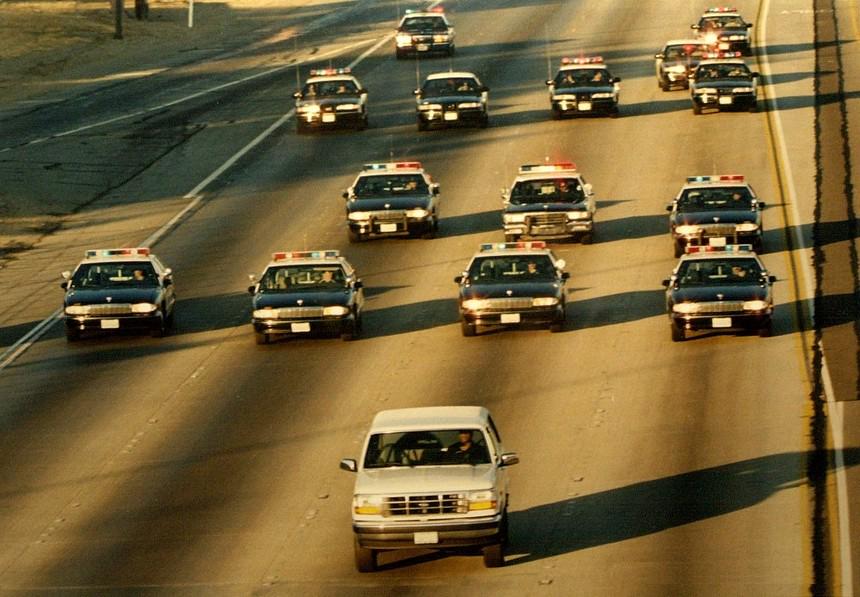 RT @DailyRapPics: 21 years ago today, OJ Simpson led the LAPD on a high speed chase in his Ford Bronco, live before 95 million viewers. htt…