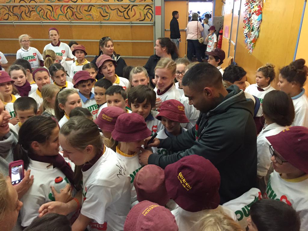 RT @SSFCRABBITOHS: The #SouthsCares road tour has hit Quirindi and they're proving to be quite popular! 

#GoRabbitohs #ColgateAU http://t.…