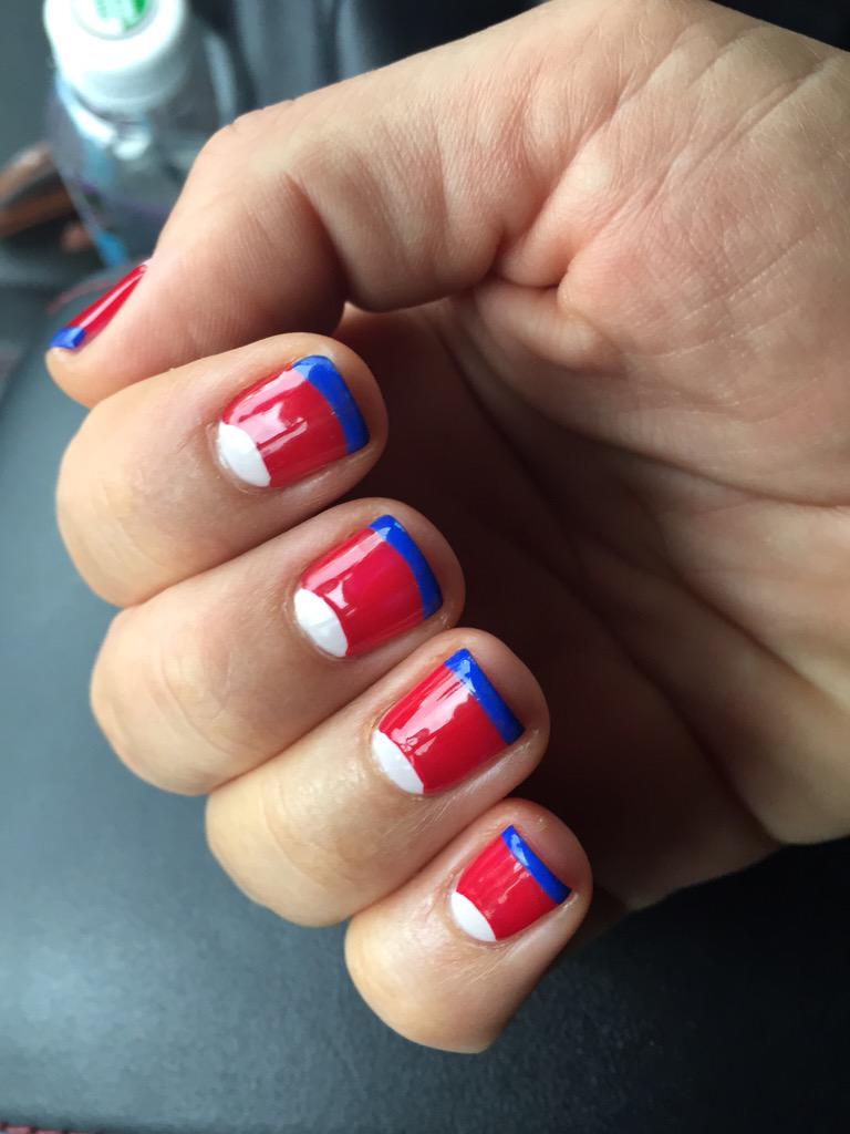 Feeling festive for Independence + Bastille Day.French Mani on an American Flag. Thanks Michelle Saunders! Ur da best http://t.co/yjUgMHe1Yj
