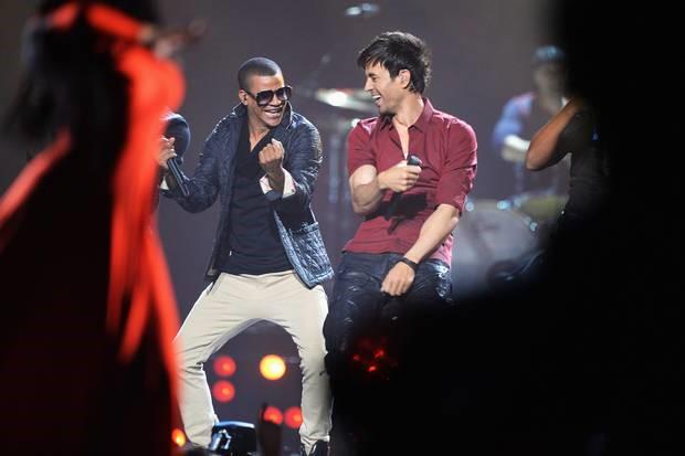 I want to dance contigo #bailando I love performing with mi hermanos @gdzoficial http://t.co/NKTdCrAww6