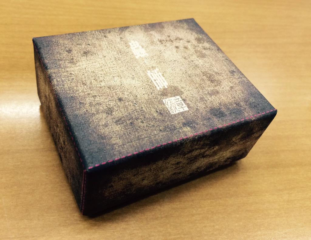 「蟲師 続章」BD/DVD全巻購入特典の「”蟲札”収納箱」サンプルができました!(折り目のステッチは実物にはつかないので 「蟲師 続章」BD/DVD全巻購入特典の「”蟲札”収納箱」サンプルができました!(折り目のステッチは実物にはつかないので