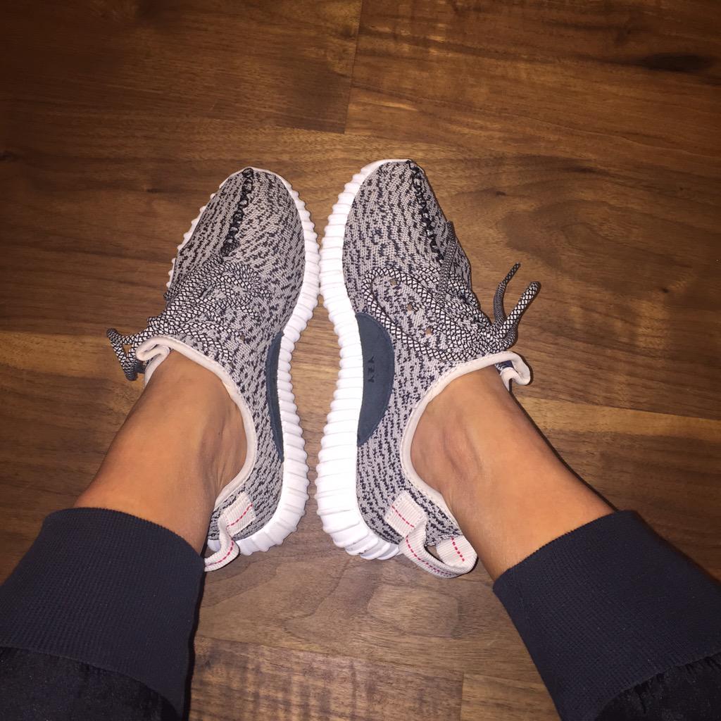 So happy I ran back inside to grab these! Most comfy shoes in the world! Yeezy Boosts 350 http://t.co/4JXWgm00Ud