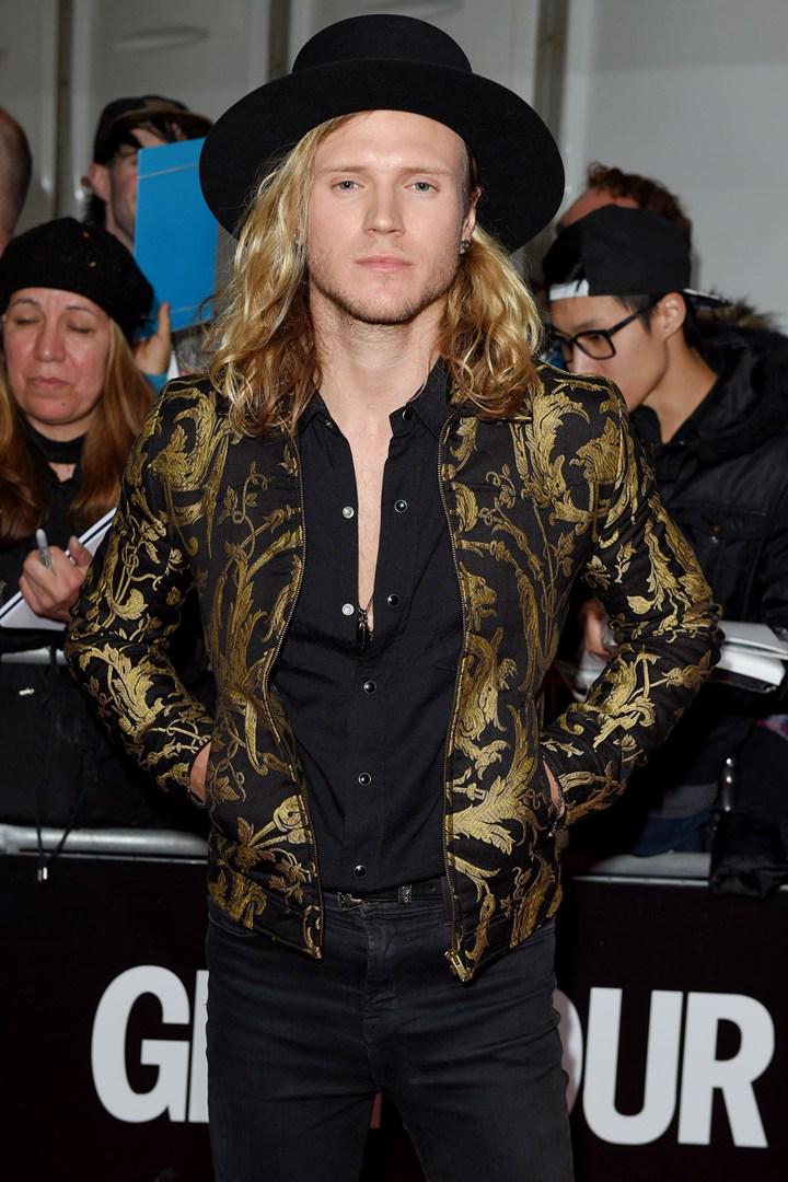 ???????????? RT @GlamourMagUK: Could Dougie Poynter be the new face of Burberry? http://t.co/e6S00fjfVV http://t.co/f88H9Pfofo