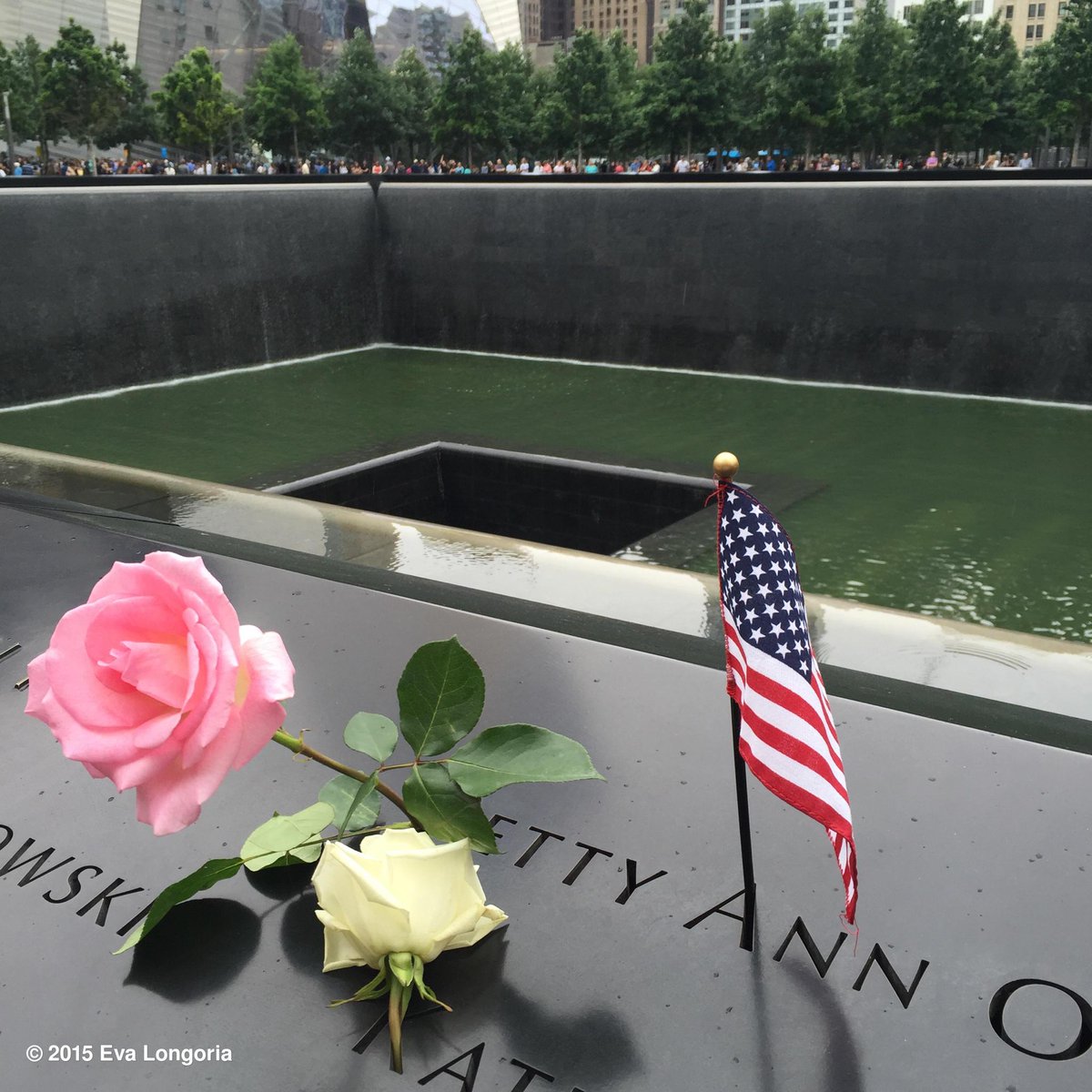 What a beautiful memorial to those we still remember today #OneWorld #NewYork #USA http://t.co/Q97BfXshZx