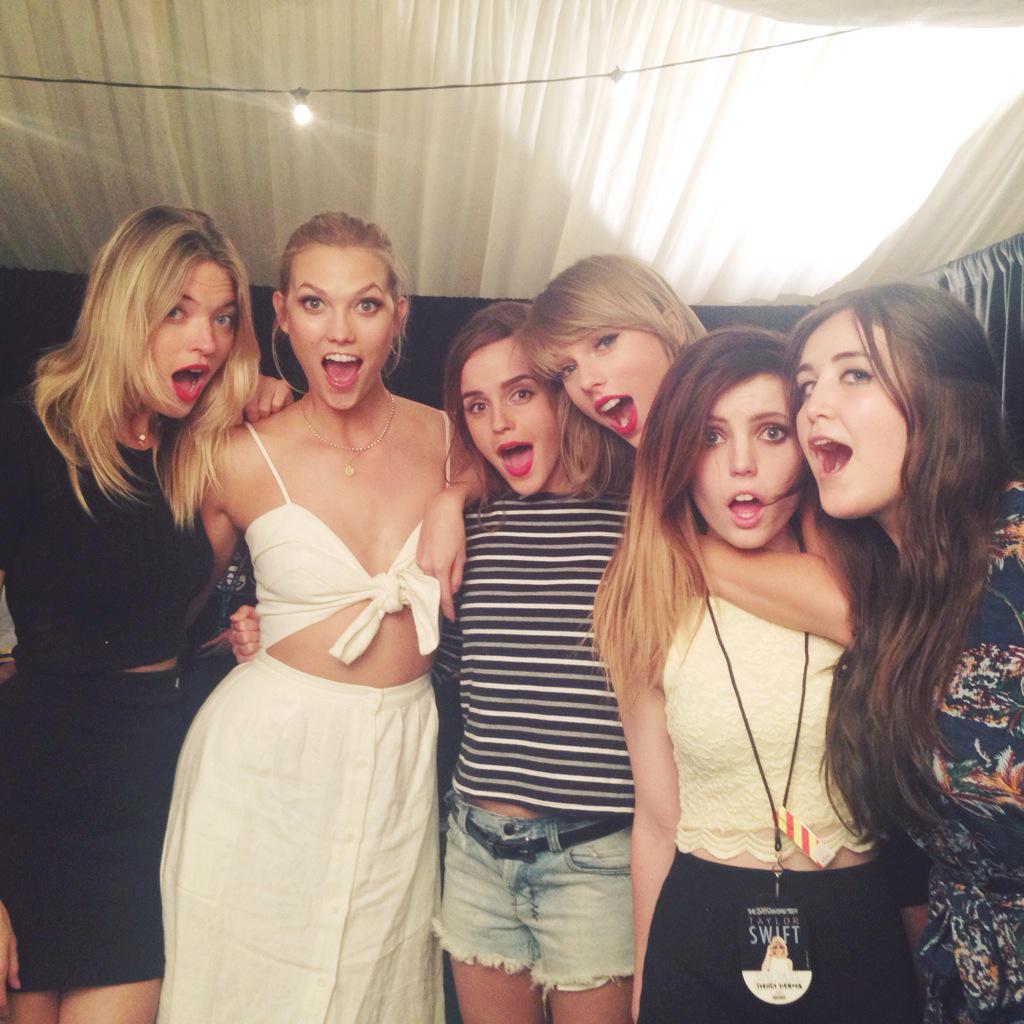 RT @laurenaquilina: spent tonight surrounded by badass girls and couldn't be happier about it ???? http://t.co/R5pM0MHZia