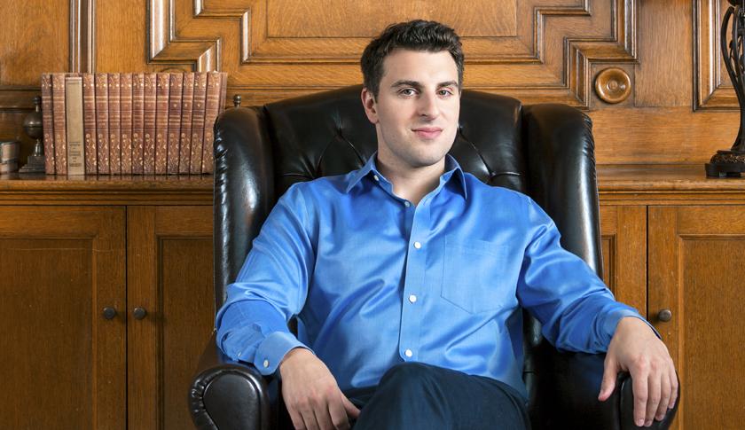 airbnb ceo airbnb ceo