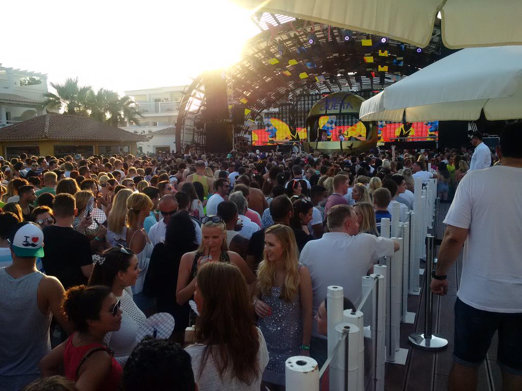 Woop Woop ! @ushuaiaibiza is packed for #PoolPosition Opening Party ! See you very soon guys ! Can't wait ???????????? http://t.co/PcjdPIXYHI