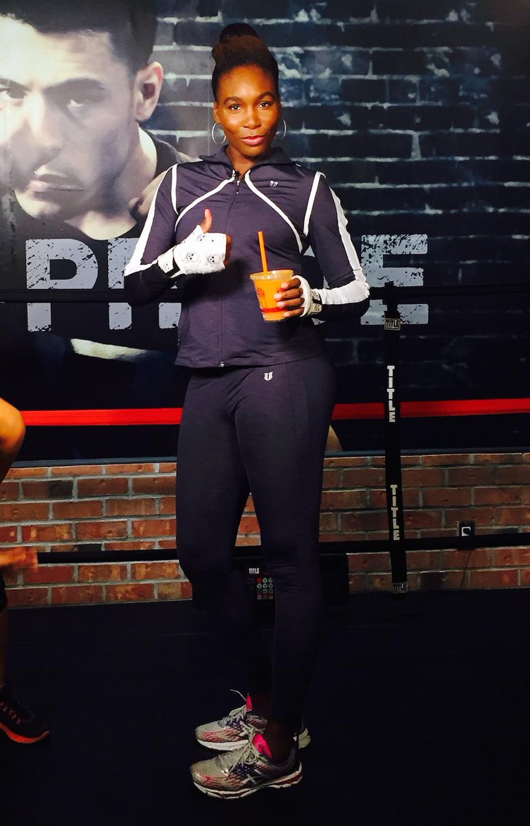 Thumbs up to @JambaJuice #VenusInNYC #TitleBoxing
#Crossover Jacket #TieItTogether Leggings http://t.co/XyaUT3pSFu