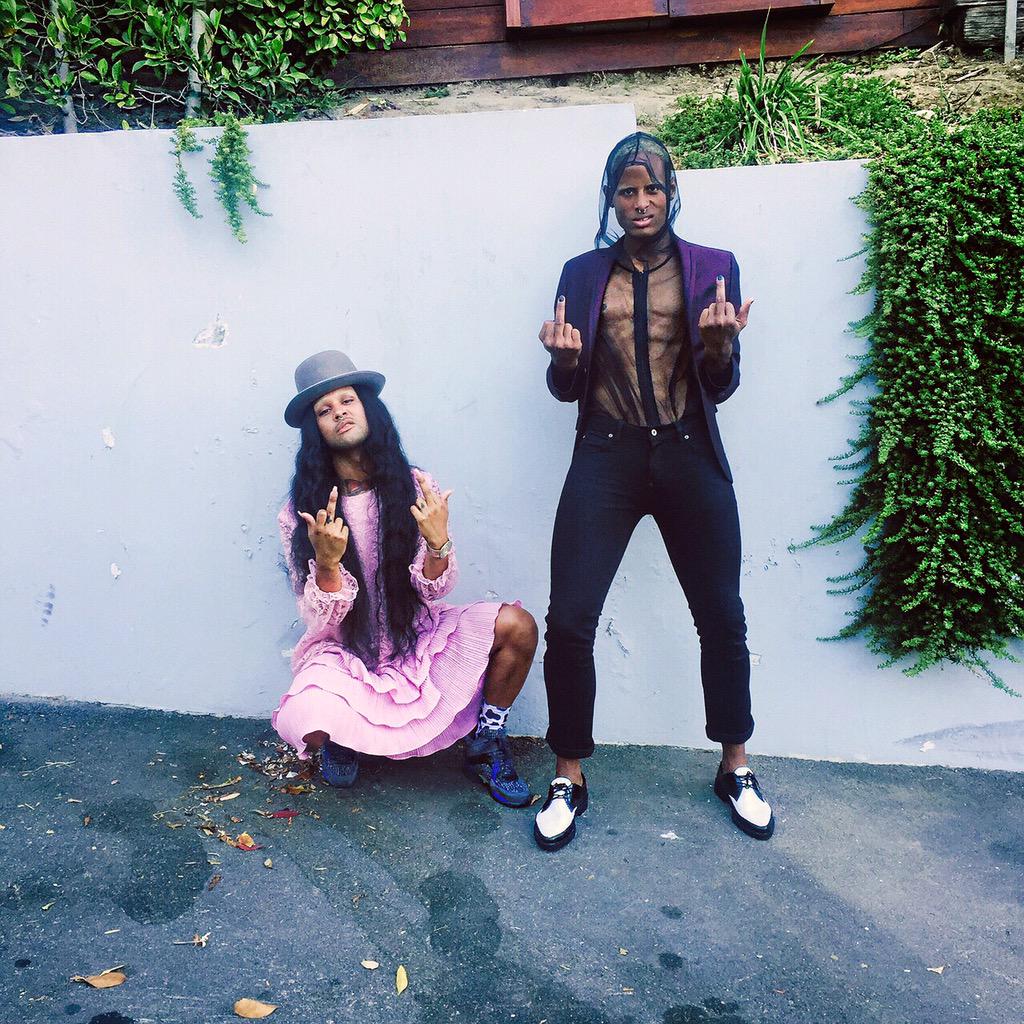 My Assistants are the fuckin coolest @thatsbenji and @isaiahjoseph #FuckSociety ???? http://t.co/R7Hi84RsVN