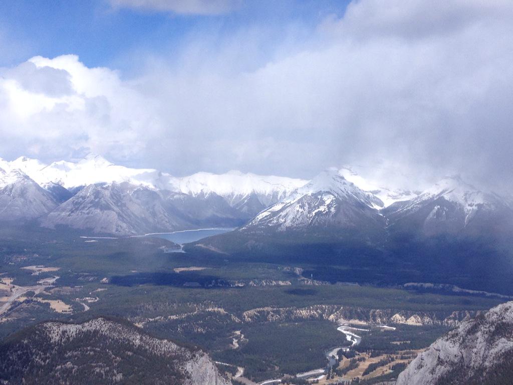 RT @mrsalliecole: A great reason to protect our planet! Banff, Alberta, Canada #LDFoundation http://t.co/B43hMnqv52