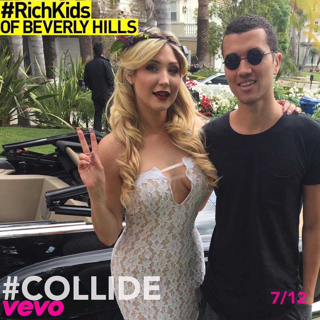Tune in Sunday to #RichKids of Beverly Hills on E! @tayhoff takes you behind the scenes of her single #collide #VEVO http://t.co/I8gGCzppiv