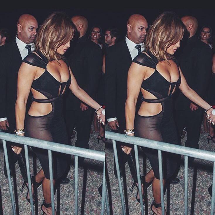 Damn!!!!! How hot does @jlo look!!!!! She will forever be my idol!!!! #BodyGoals ???????????? http://t.co/BGhl2Wspz6
