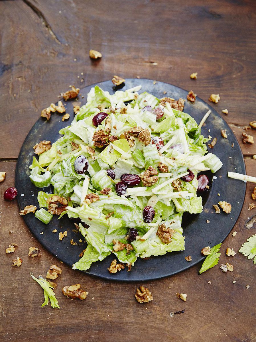 #Recipeoftheday Waldorf salad with roasted grapes & a light yoghurt dressing #MeatFreeMonday http://t.co/Lxfe4DeXAB http://t.co/wblVWvHZQu