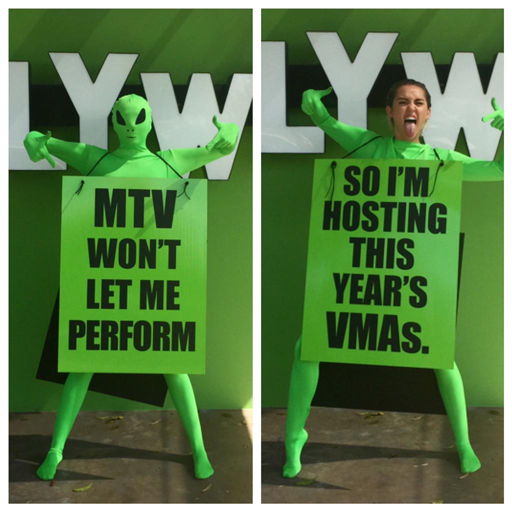 Fuck yeah VMAs!!!!! #VMAs on @MTV Aug 30 at 9pm http://t.co/iiBzMm0l3C