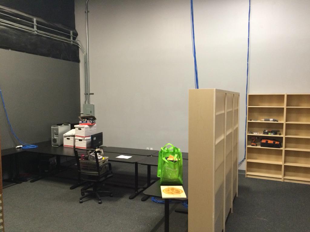 The move to the new Achievement Hunter office has begun! r/roosterteeth