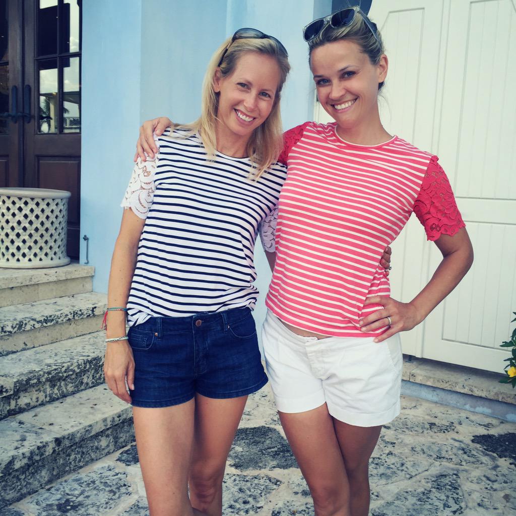 #twinning with my gal ???? Carla (vacation tees via @draperjamesgirl) http://t.co/XQI6IbRZgj