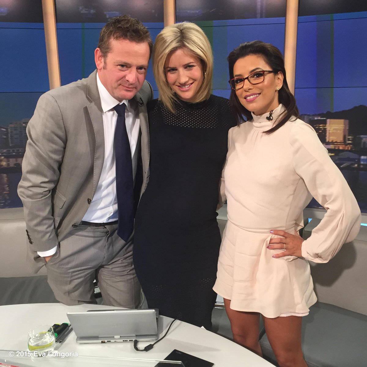This morning on @BreakfastOnOne with @AliPugh and @RawdonChristie! #SpecsaversStyle http://t.co/IxUAlIClWm