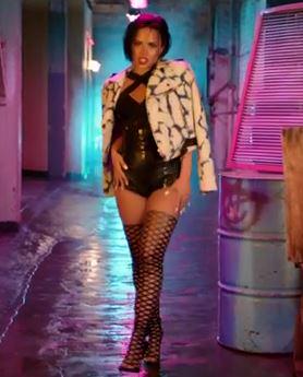 RT @GossipCop: #CoolForTheSummerVideoToday -- Is This @ddlovato's Sexiest Video Yet?! WATCH: http://t.co/K4odcalvCn http://t.co/kZFcywr8pO