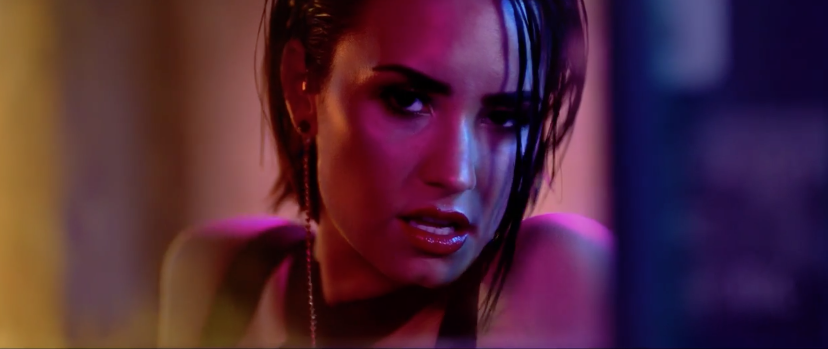 RT @BigTop40: So after THAT @ddlovato #CoolForTheSummerVideo, we had to revise our 'sexiest vids of 2015' http://t.co/OtMOqOQlEl http://t.c…