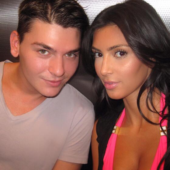 Getting ready for #TheMasterClass with @makeupbymario & found this old pic of us! Can't wait to see you all there! http://t.co/WJFQ5vYxAO