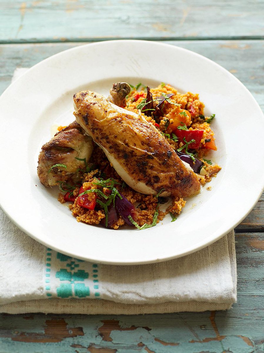 #recipeoftheday roast chicken with couscous with loads of veggies, herbs and spices! enjoy! http://t.co/TwjSpe5XMv http://t.co/oIuKq5OTlG