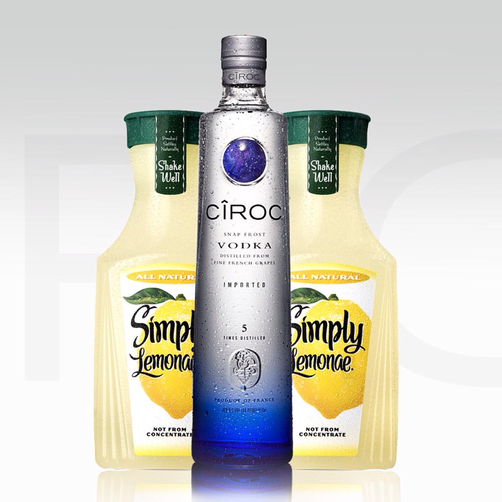 Taste the world's smoothest vodka!! @Ciroc Vodka + Simply lemonade!! #TheDiddy #FinnaGetLoose #TryIt http://t.co/UL8K2uaD2m