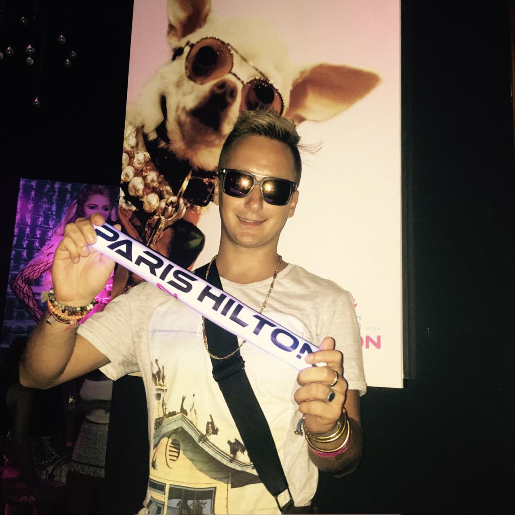 RT @Danieljacobdali: Killing it af @ParisHilton party ???? the best summer ever wow love it http://t.co/QXsrh2iBx2