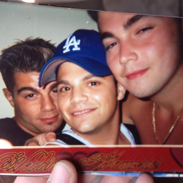 #tbt to when me and my BK friends created the selfie. 1 take with disposable cameras. #weddingmoments http://t.co/5ryyjI7hJ5