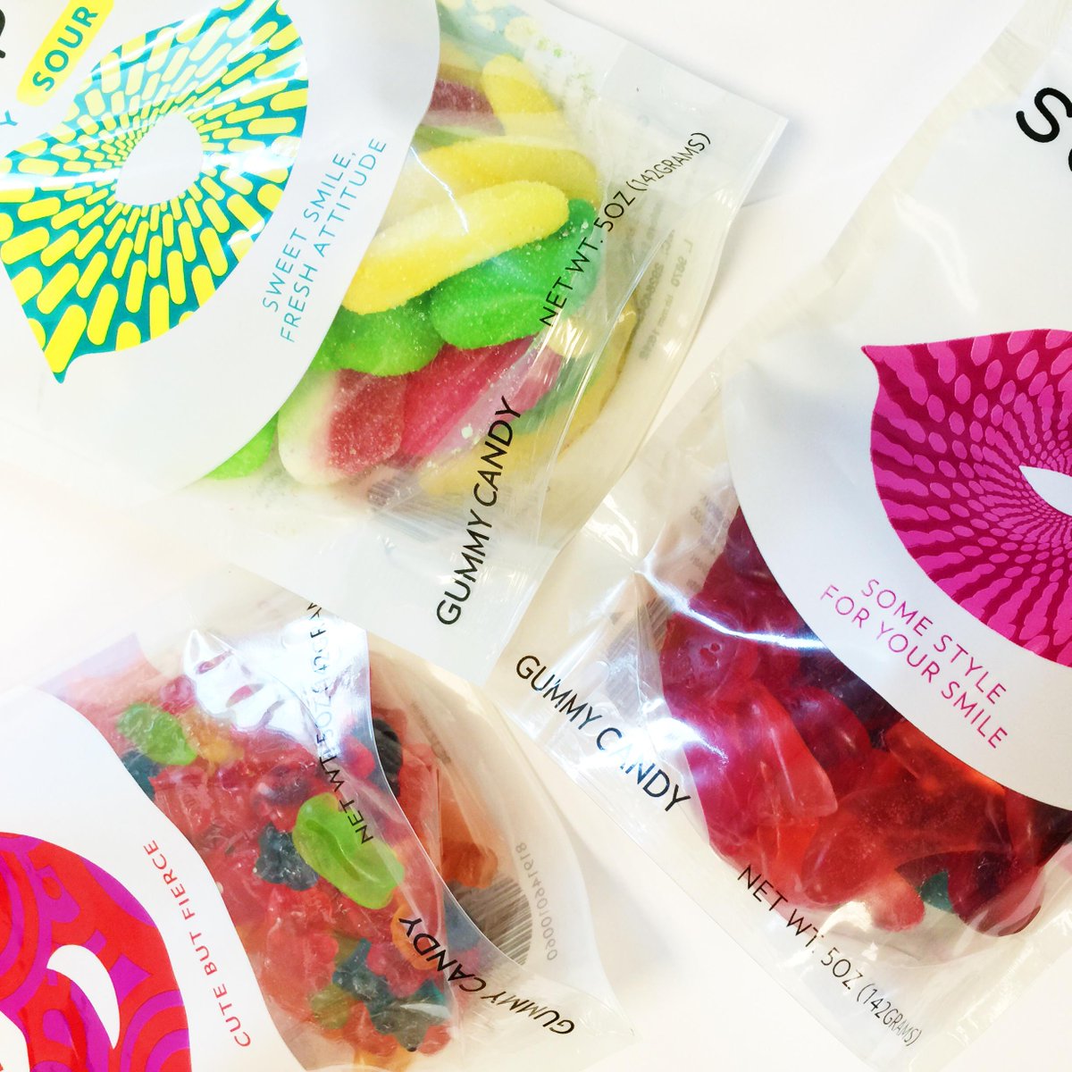 RT @Sugarpova: It's the last day to mix & match your favorite #Sugarpova sweets! Buy 2 bags & get 1 FREE! http://t.co/1yOcCzXkhN http://t.c…